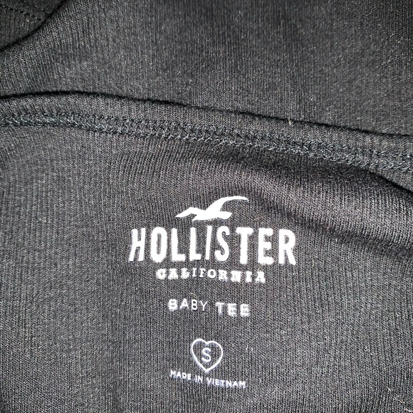 Hollister crop long sleeve tee - Picture 2 of 2